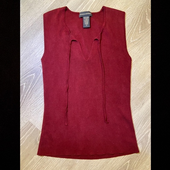 Red Silk Sweater Vest Banana Republic- Women’s XS - Picture 2 of 7